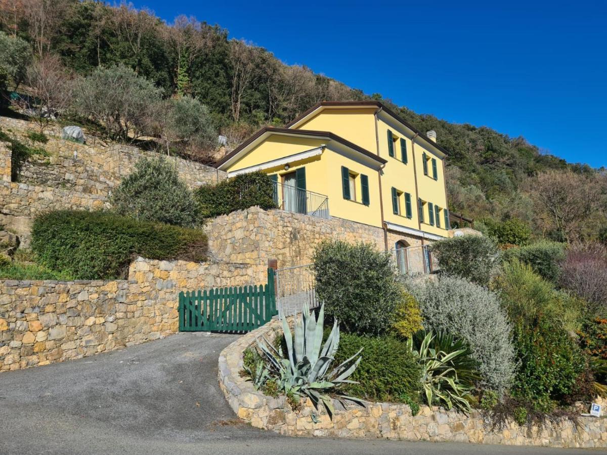 Agriturismo La Pietra 1 E La Pietra 2 La Spezia Exterior photo